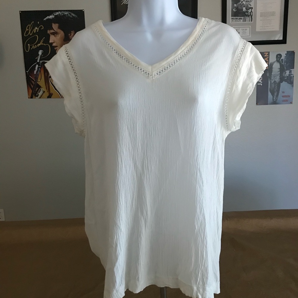 Woman’s Blouse size M